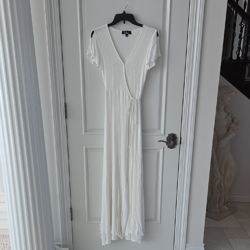 Elegant White Dress